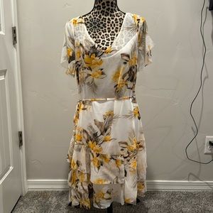 WHBM Paradise Floral Dress NEW with tags. Original price is 140.00 Asking $55